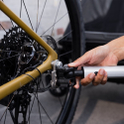 Thule Thru Axle Mount ezHitch plate without quick release
