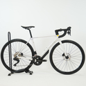 Orbea Orca M30i iris white/lilac 2026 - RH 49 cm Ausstellungsrad