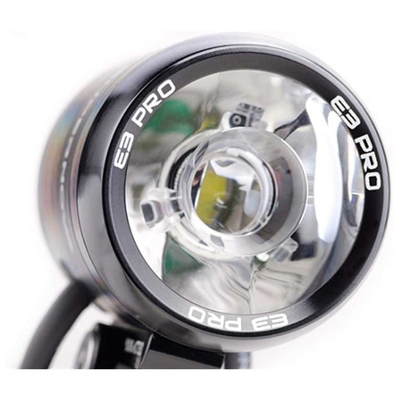 Supernova E3 Pro 2 Dynamoscheinwerfer schwarz