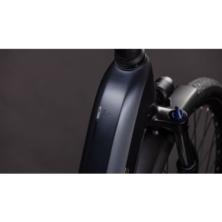 Cube Touring Hybrid ONE 600 coal´n´chrome 2026 Easy Entry - RH 58 cm
