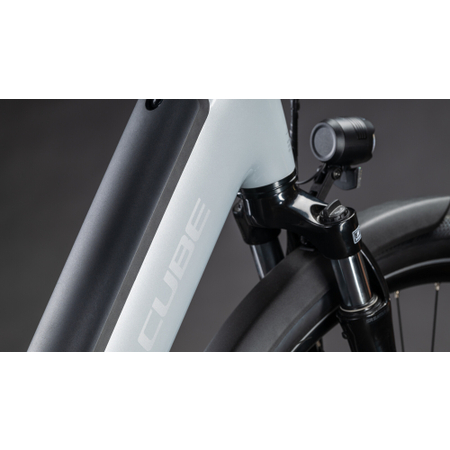 Cube Supreme Hybrid Comfort ONE 600 foggrey´n´reflex 2026 Easy Entry