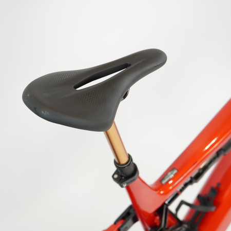 Kneissl Design FS04 2024 - RH-L Ausstellungsrad