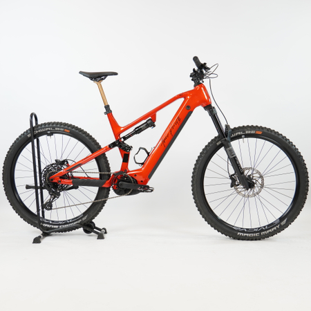 Kneissl Design FS04 2024 - RH-L Ausstellungsrad