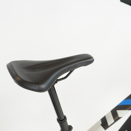 Mondraker Crafty Carbon RR S Black 2025 - RH-L test bike