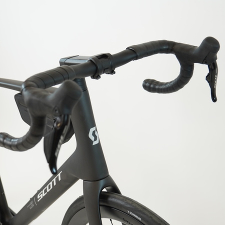 Scott Addict 30 carbon black 2026 - RH-XXL Ausstellungsrad
