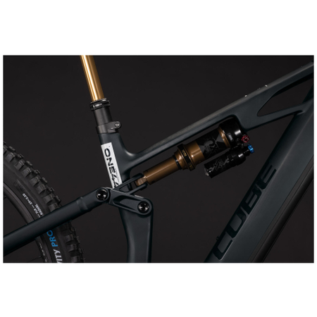 Cube Stereo Hybrid ONE44 HPC AT 800 carbon´n´white