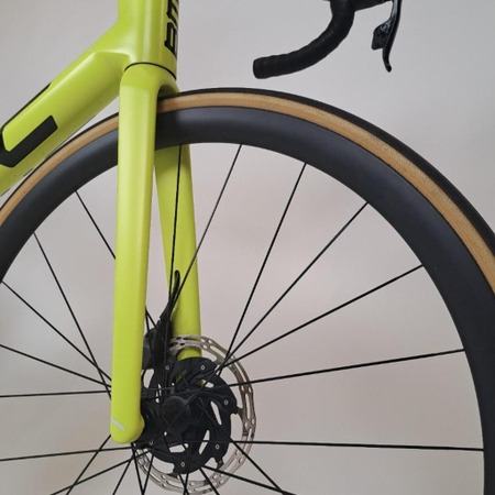 BMC Teammachine SLR01 Four yellow black white 2022 RH 58 cm Gebrauchtrad
