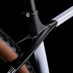 Cube Elite C:62 ONE petrol´n´carbon